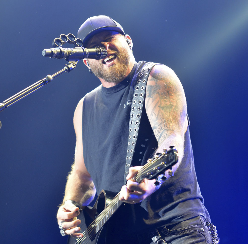 brantley gilbert tour 2016