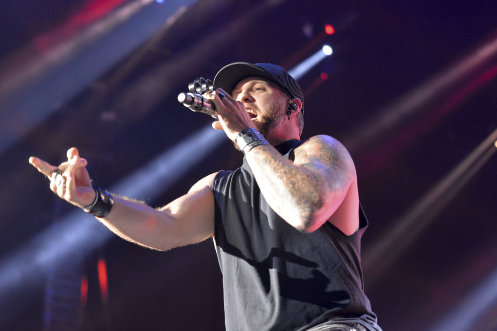 brantley gilbert tour 2016